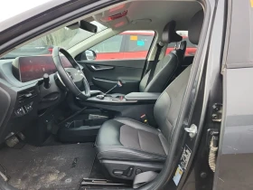 Kia EV6 * Long Range 4D Utility AWD * CARFAX * ФИНАНСИРАНЕ - 45300 лв. / 23161.52 € - 16016060 5