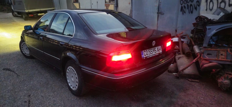 BMW 520, снимка 3 - Автомобили и джипове - 47413484