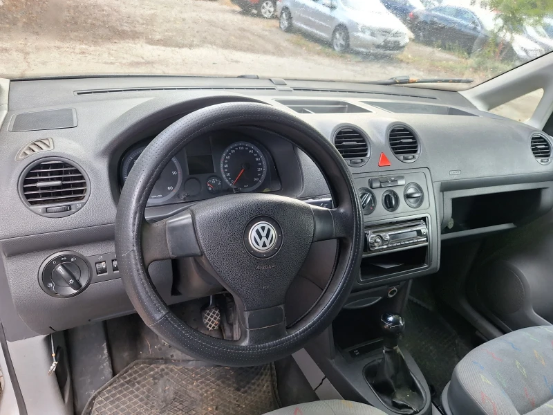 VW Caddy, снимка 12 - Автомобили и джипове - 47481424