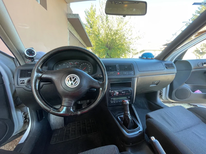 VW Golf 4, снимка 5 - Автомобили и джипове - 47731592