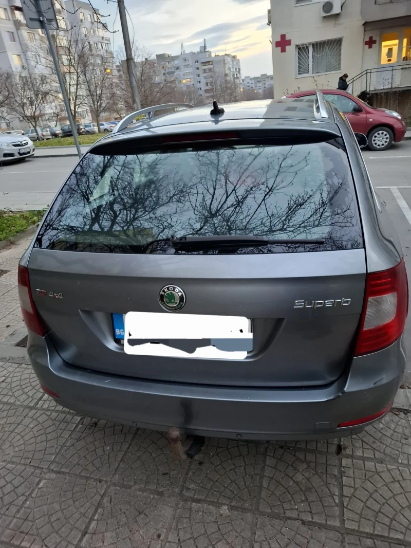 Skoda Superb 2.0TDI 170 4x4, снимка 5 - Автомобили и джипове - 48644411