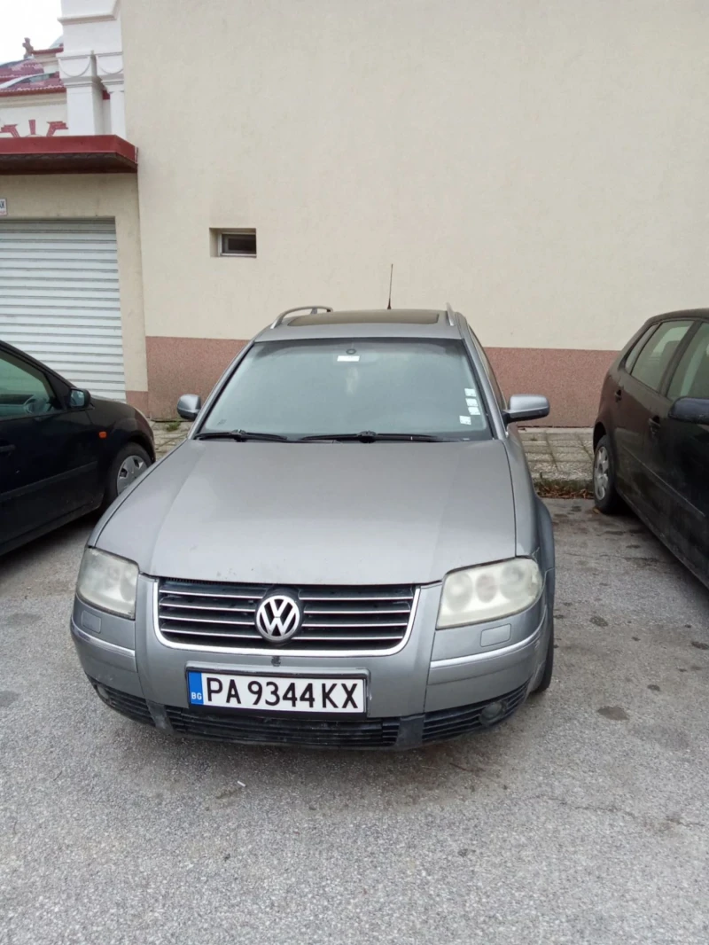 VW Passat, снимка 1 - Автомобили и джипове - 48906583