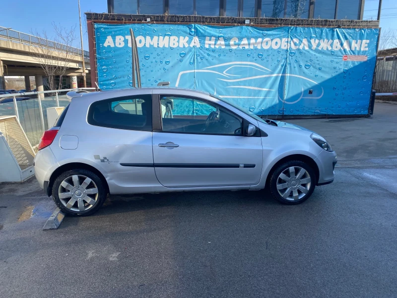 Renault Clio 3, снимка 5 - Автомобили и джипове - 49591052