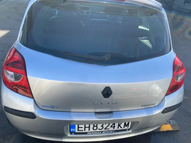 Renault Clio 3, снимка 7 - Автомобили и джипове - 49591052