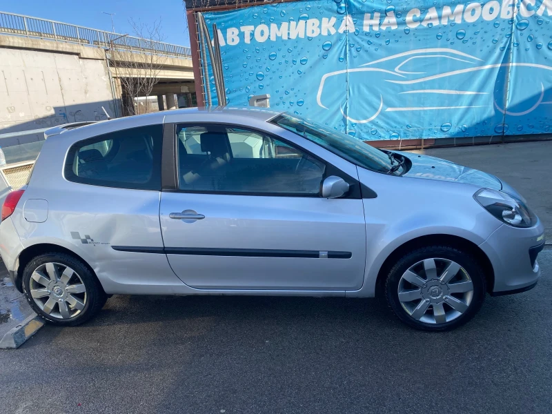 Renault Clio 3, снимка 6 - Автомобили и джипове - 49591052