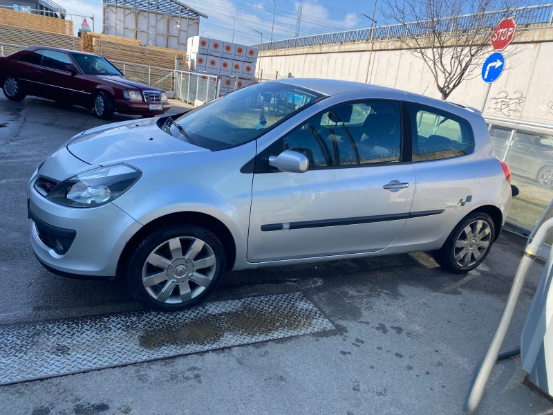 Renault Clio 3, снимка 4 - Автомобили и джипове - 49591052