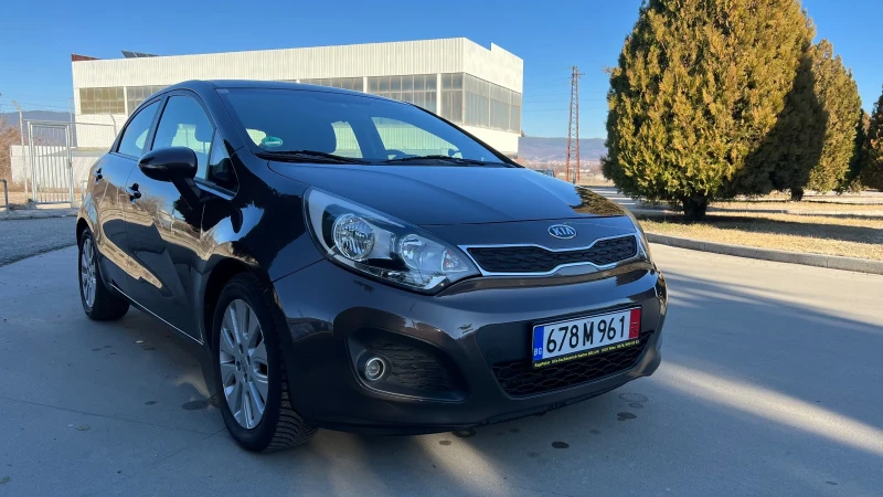 Kia Rio CRDI, снимка 2 - Автомобили и джипове - 49436943