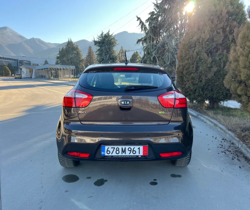 Kia Rio CRDI, снимка 4 - Автомобили и джипове - 49436943