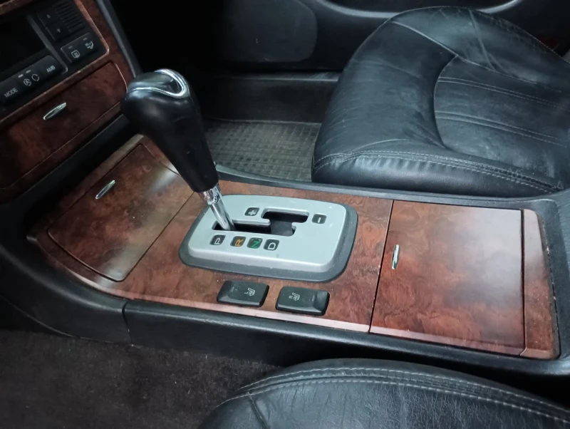 Hyundai Xg Газ, снимка 5 - Автомобили и джипове - 52517688