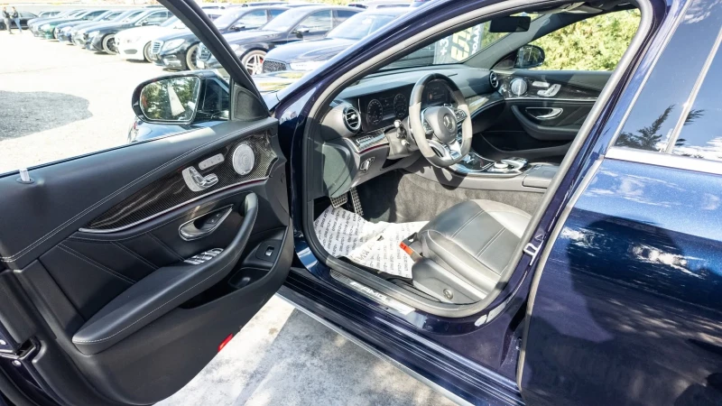 Mercedes-Benz E 63 AMG S 4 MATIC+ FULL CARBON 700PS ЛИЗИНГ 100%, снимка 12 - Автомобили и джипове - 52149670