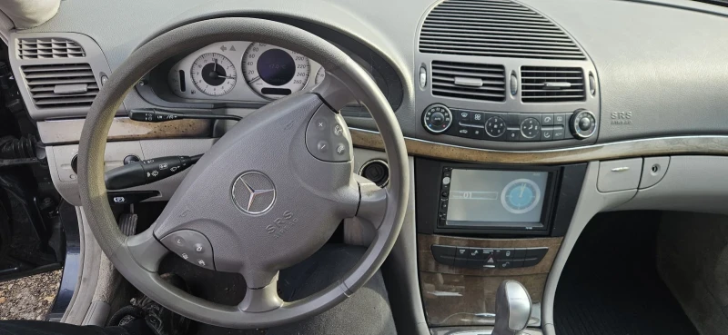 Mercedes-Benz E 270 270 CDI Avantgarde На Части, снимка 9 - Автомобили и джипове - 52632142