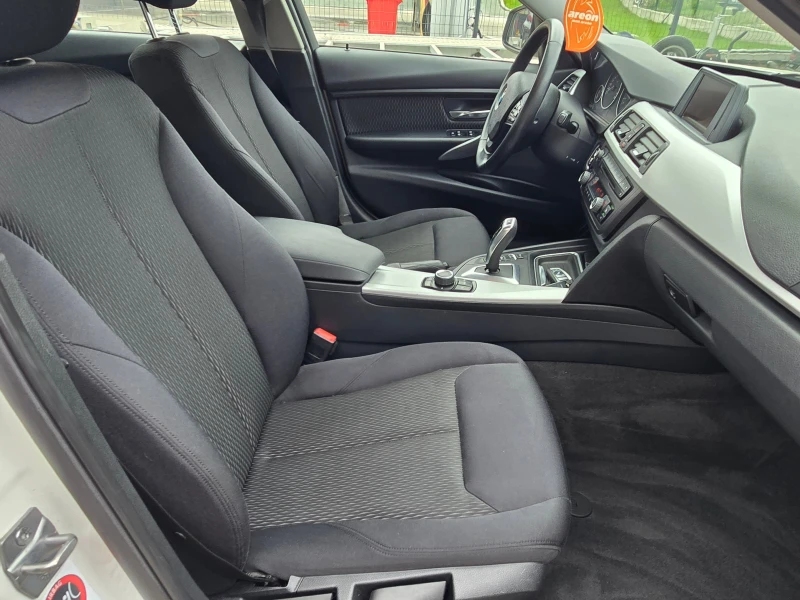 BMW 320 i/Aвт./Лизинг, снимка 12 - Автомобили и джипове - 52691052