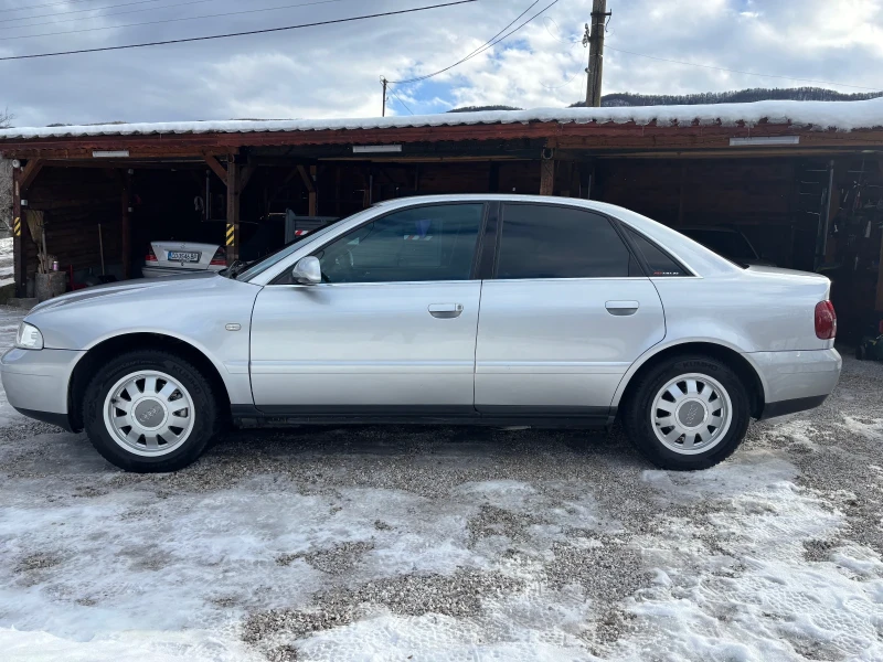 Audi A4 1.6 ГАЗ УНИКАТ, снимка 2 - Автомобили и джипове - 52956956