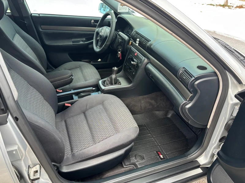 Audi A4 1.6 ГАЗ УНИКАТ, снимка 10 - Автомобили и джипове - 52956956