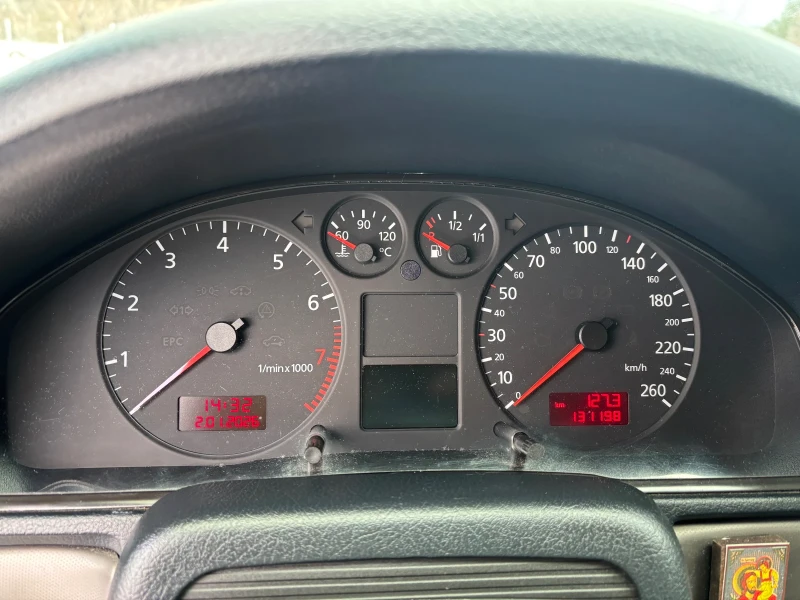 Audi A4 1.6 ГАЗ УНИКАТ, снимка 13 - Автомобили и джипове - 52956956