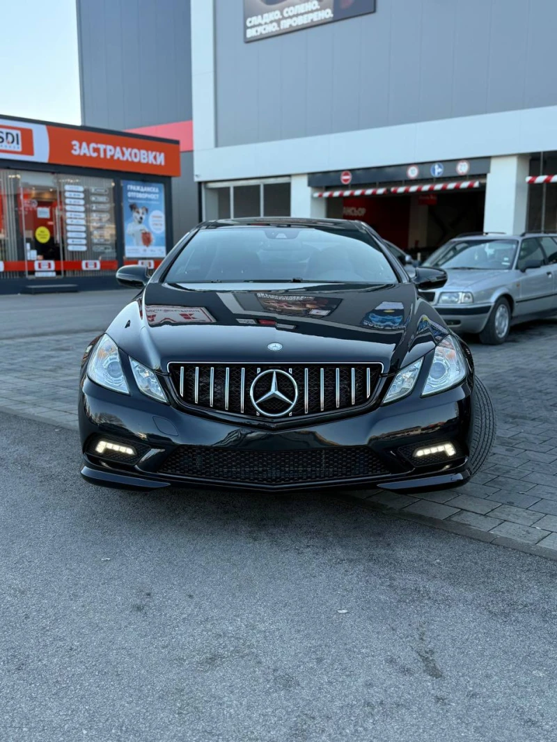Mercedes-Benz E 500, снимка 2 - Автомобили и джипове - 53150324