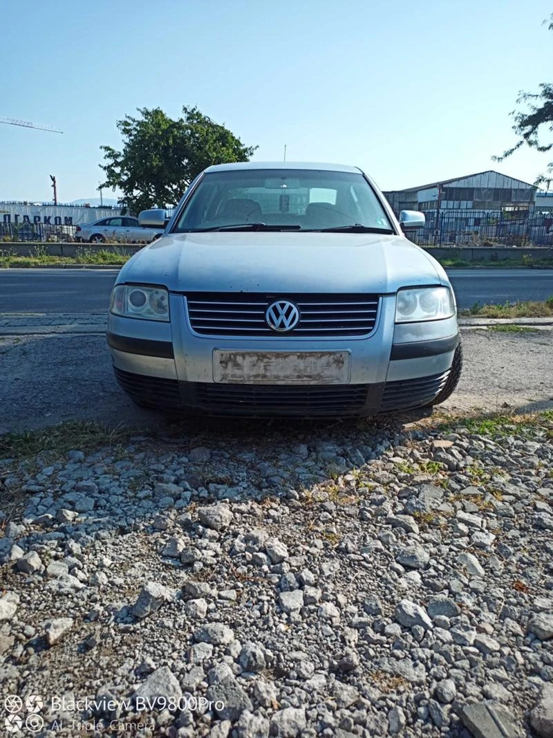 VW Passat 2.0, снимка 1 - Автомобили и джипове - 41990309