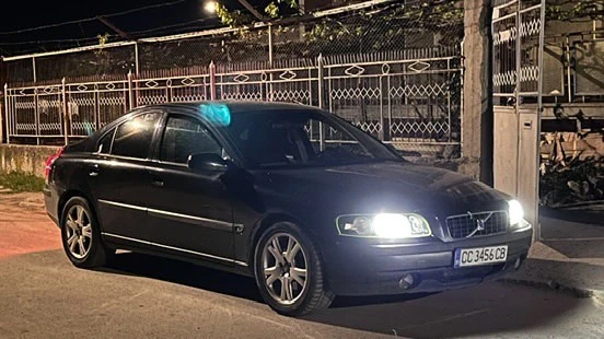 Volvo S60, снимка 1 - Автомобили и джипове - 47642944