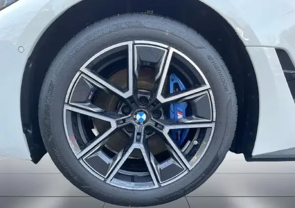 BMW i4 M50 Gran Coupe = Shadow Line = Гаранция, снимка 4 - Автомобили и джипове - 53914911