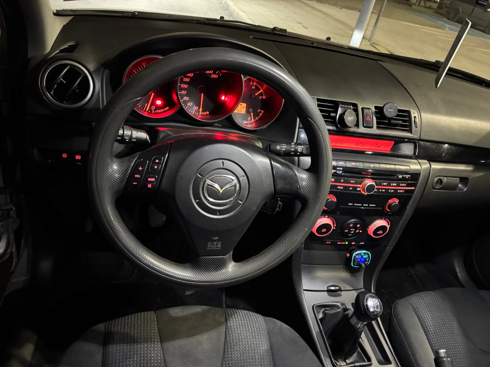 Mazda 3  - изображение 9