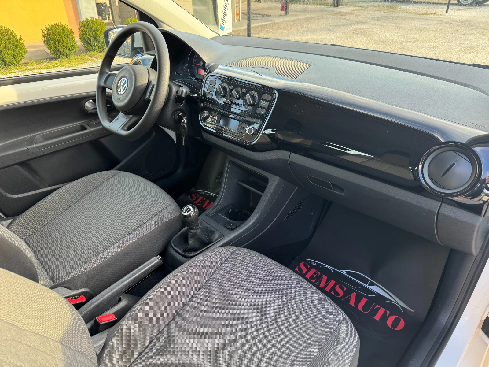 VW Up 1.0 MPI 75ks EURO 5 | Mobile.bg   13