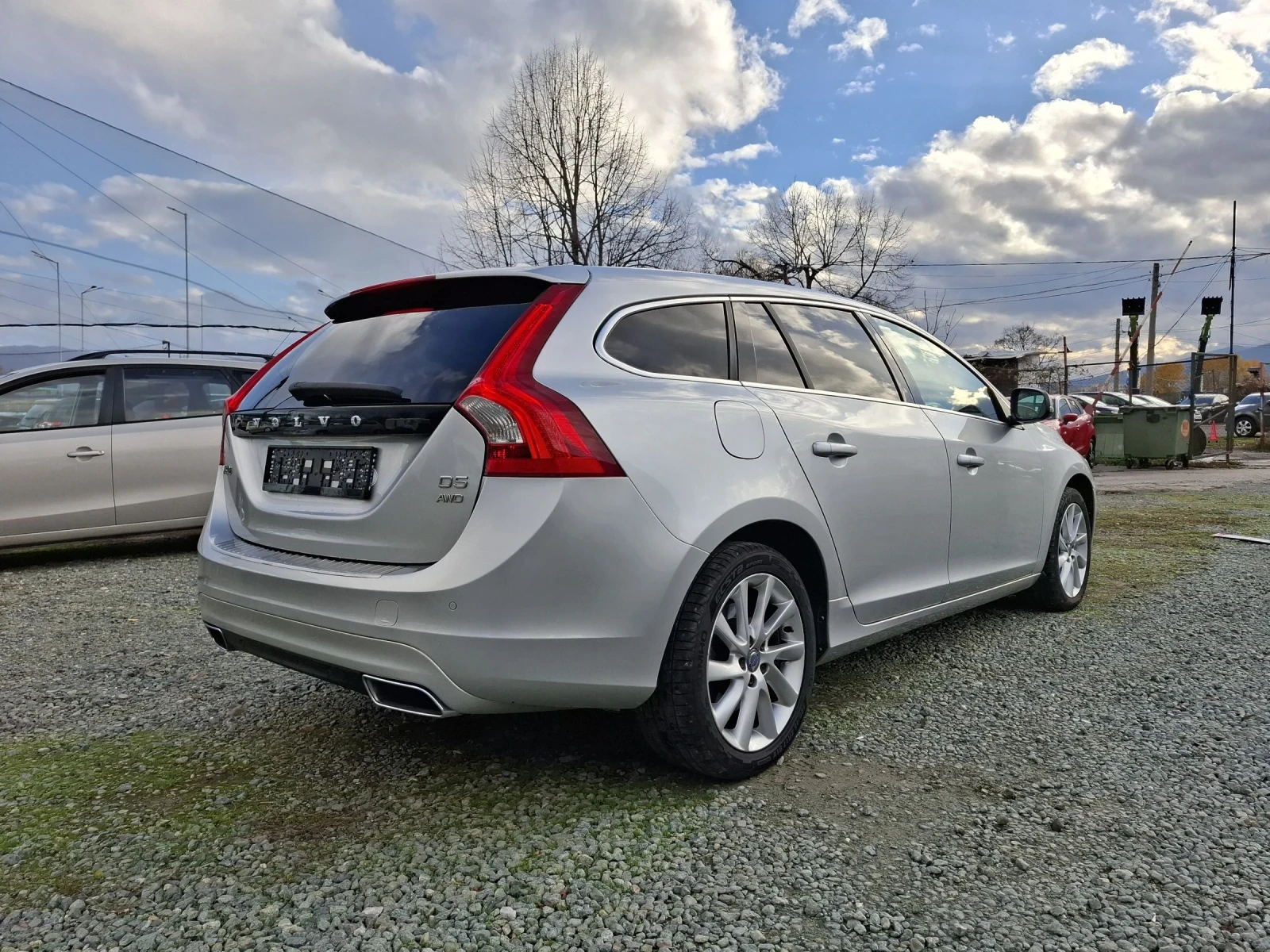 Volvo V60 D5 AWD 215��. SUMMUM | Mobile.bg � ����������� 4