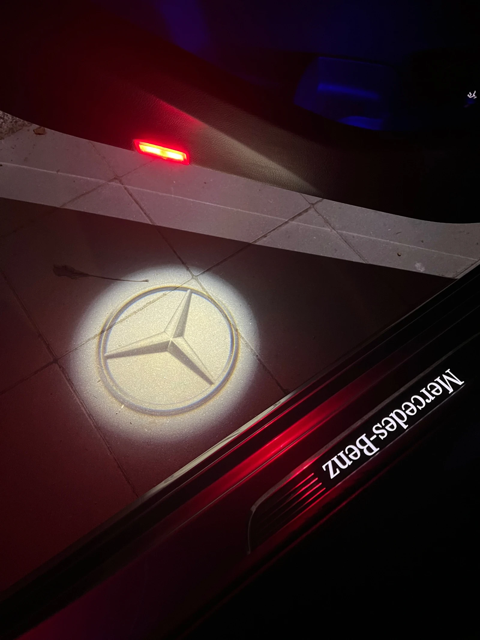 Mercedes-Benz E 220 E220 AMG/BURMASTER/9G/360/MULTIBEAM/PANORAMA | Mobile.bg � ����������� 17