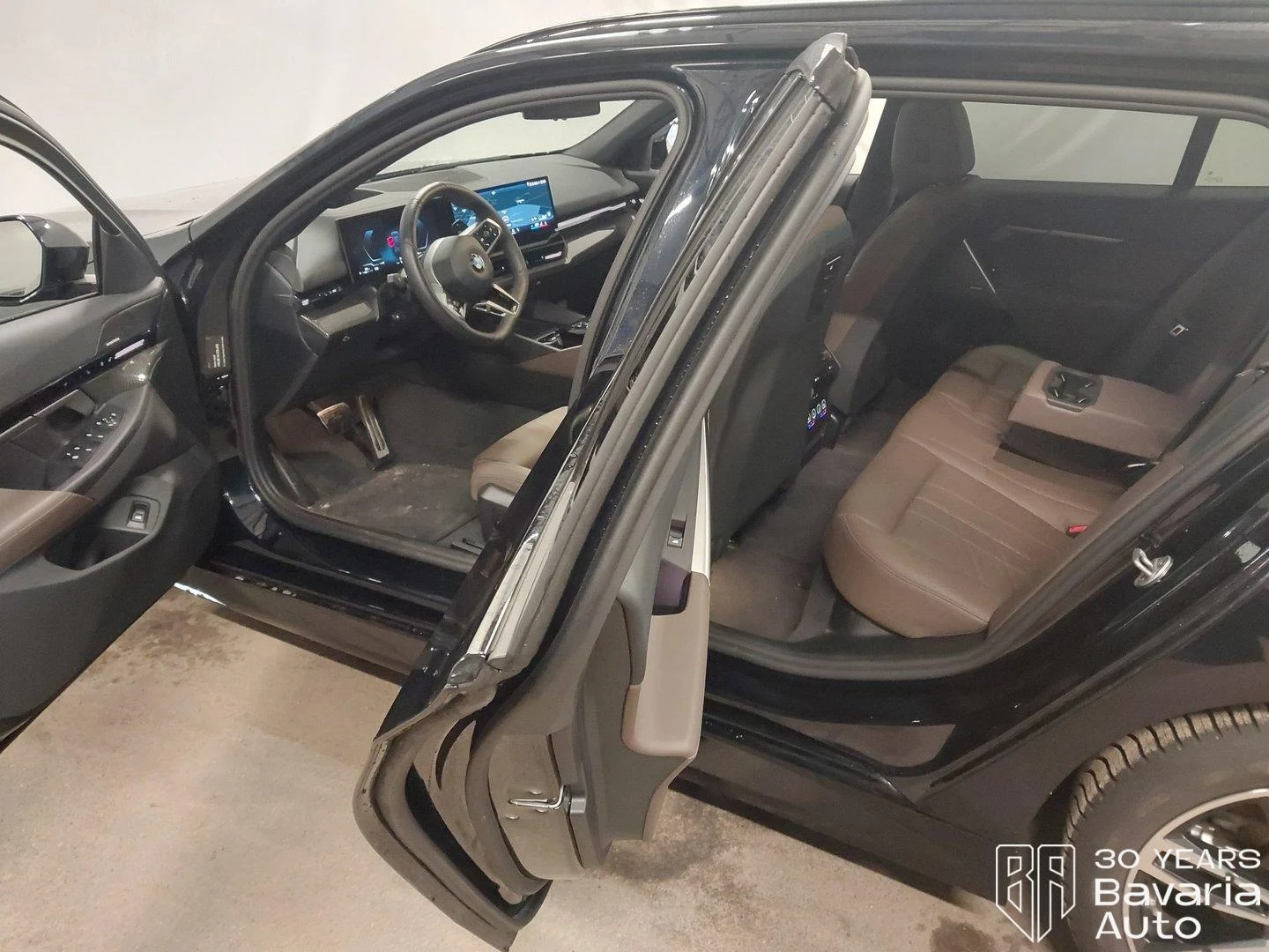 BMW 520 i Touring M Sport Paket Steptronic | Mobile.bg   5