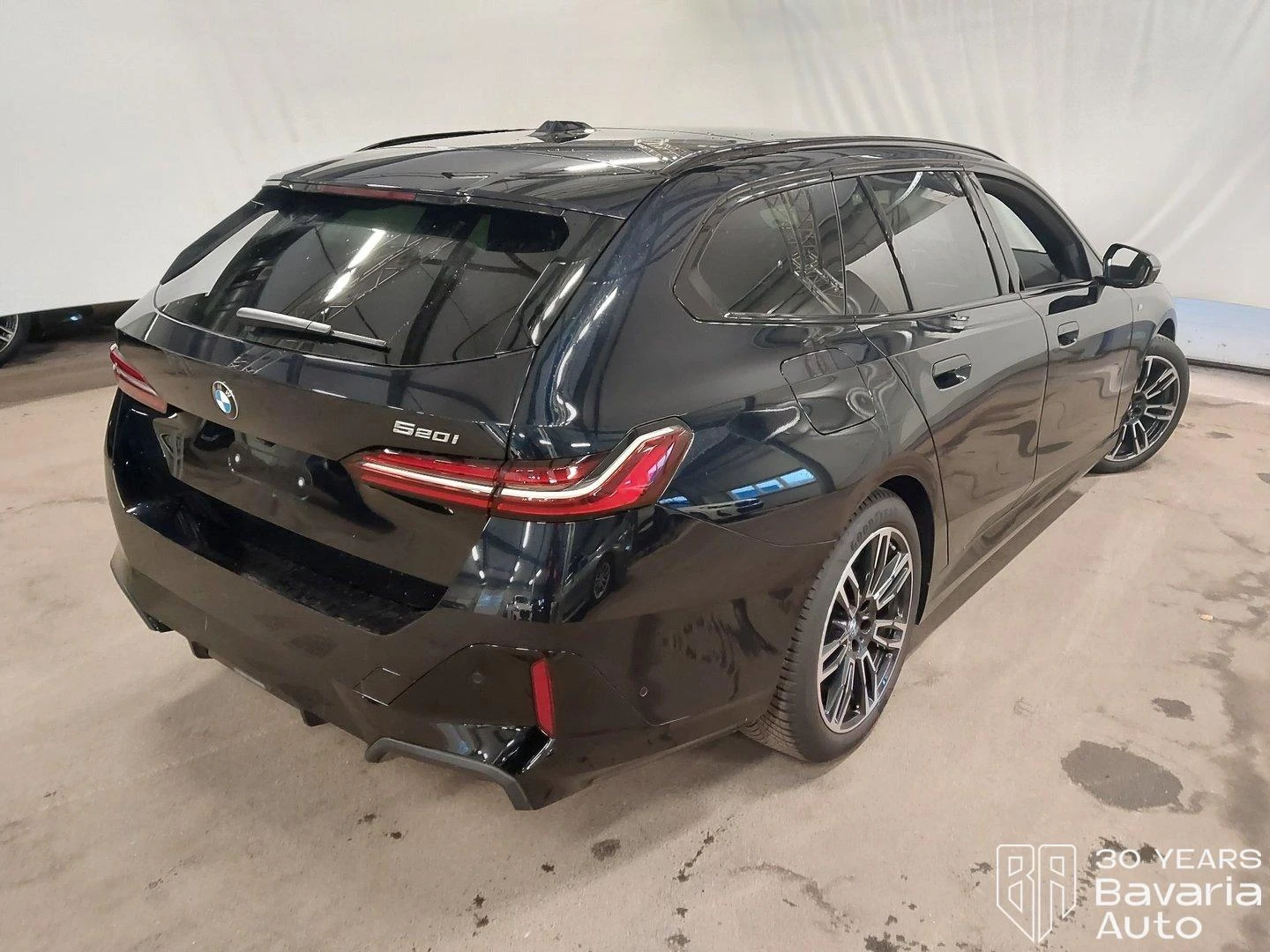 BMW 520 i Touring M Sport Paket Steptronic | Mobile.bg   3