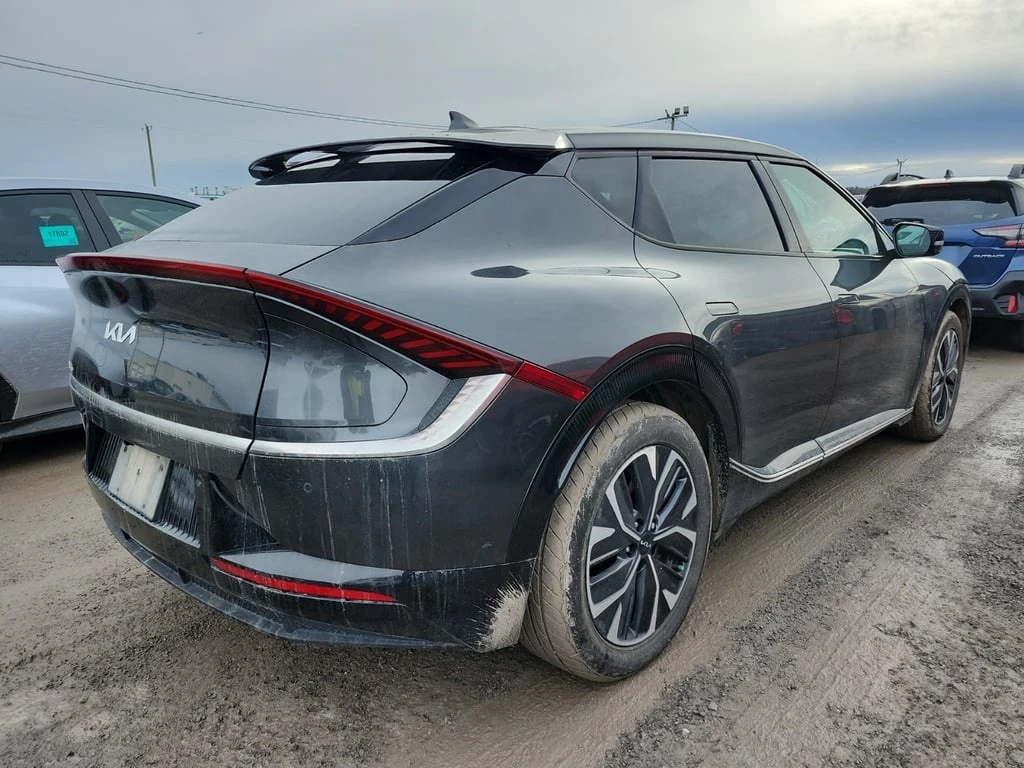 Kia EV6 * Long Range 4D Utility AWD * CARFAX * ФИНАНСИРАНЕ - изображение 3