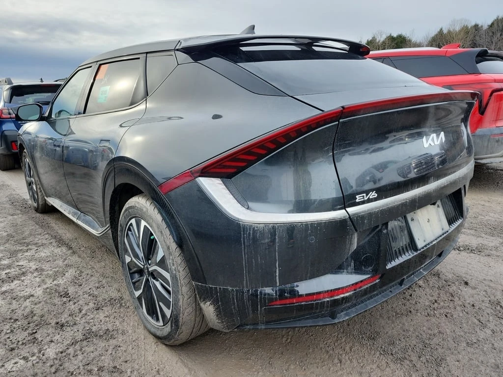 Kia EV6 * Long Range 4D Utility AWD * CARFAX * ФИНАНСИРАНЕ - изображение 4