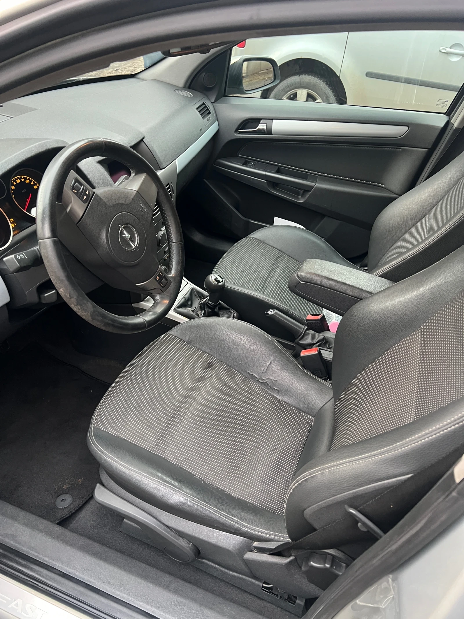 Opel Astra 1900, снимка 7 - Автомобили и джипове - 53975033