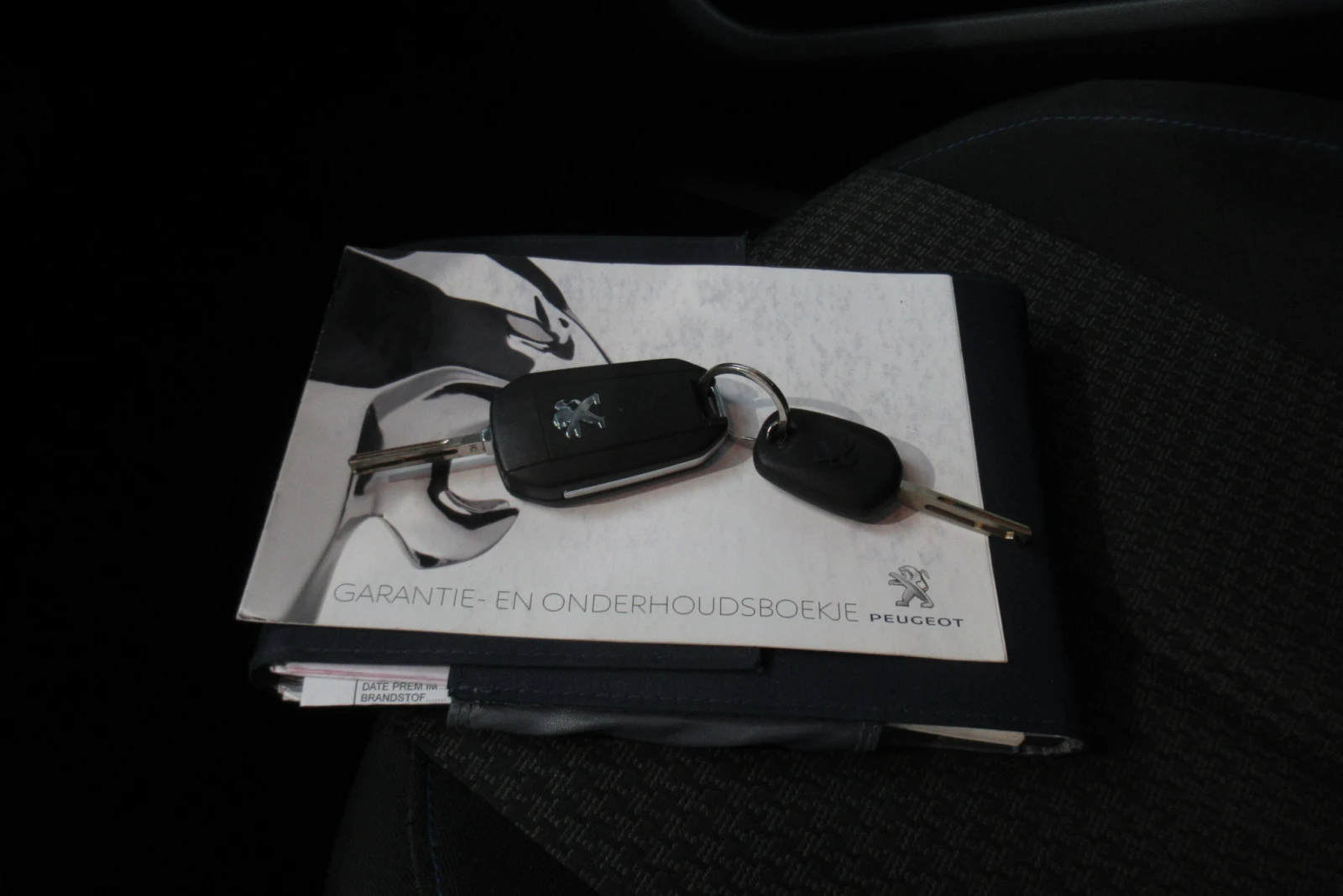 Peugeot 308, снимка 14 - Автомобили и джипове - 54258344