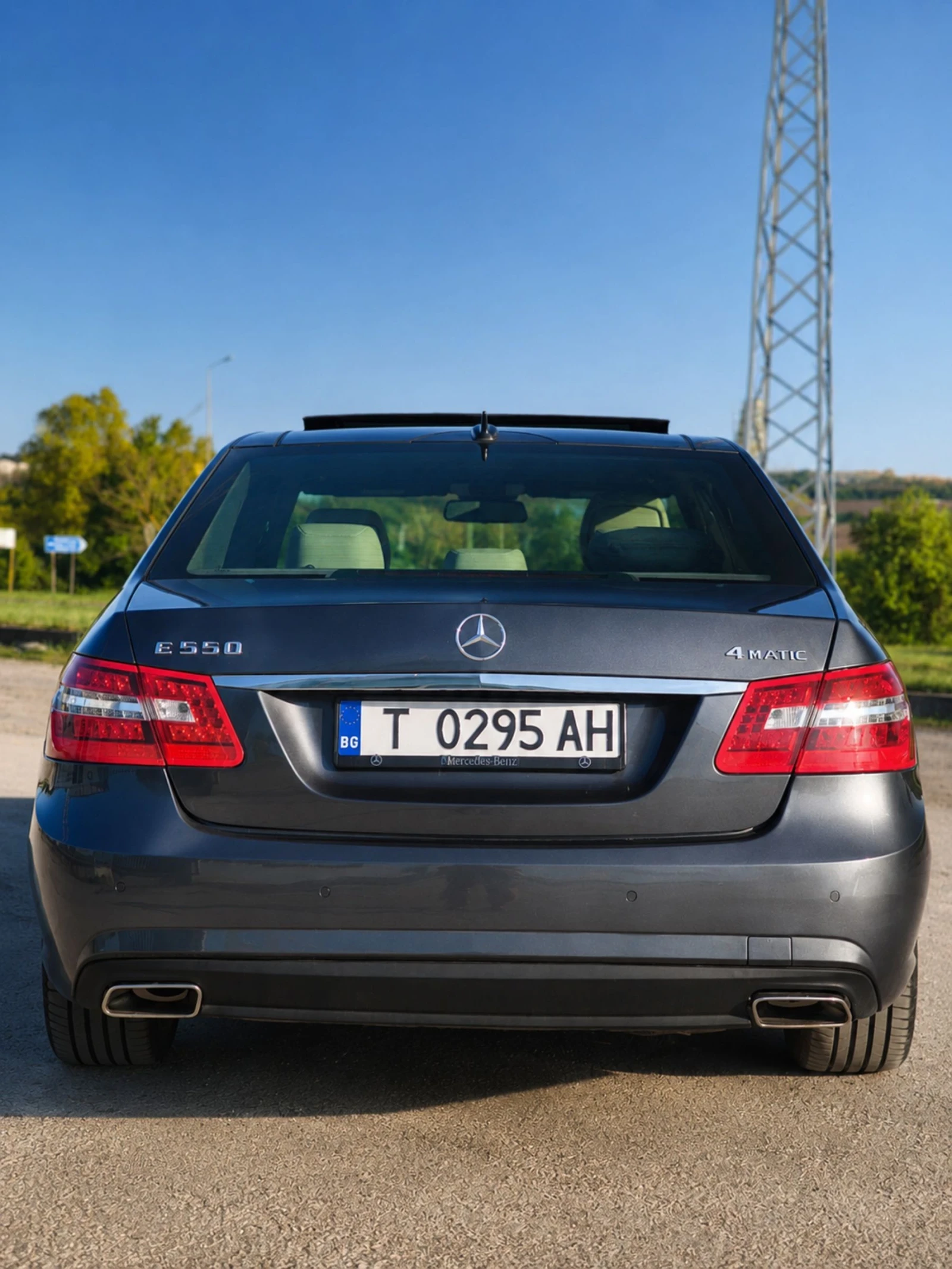 Mercedes-Benz E 500 4matic AMG-Line ОБСЛУЖЕНА 99000KM, снимка 9 - Автомобили и джипове - 54494617