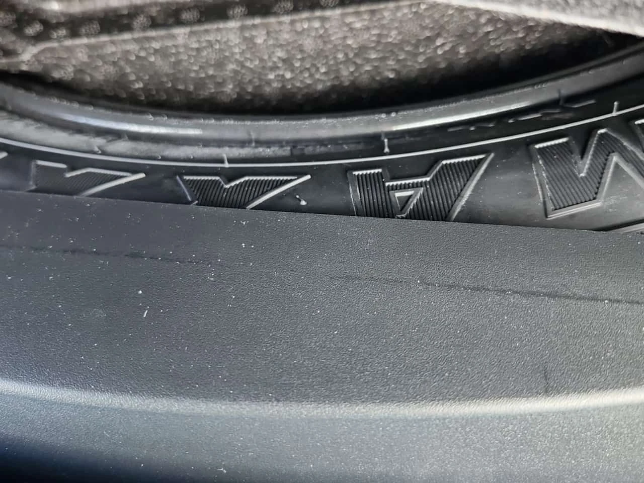 Genesis GV70 3.5T SPORT+ W/LSD * Един собственик * От Hyundai *, снимка 15 - Автомобили и джипове - 54953146