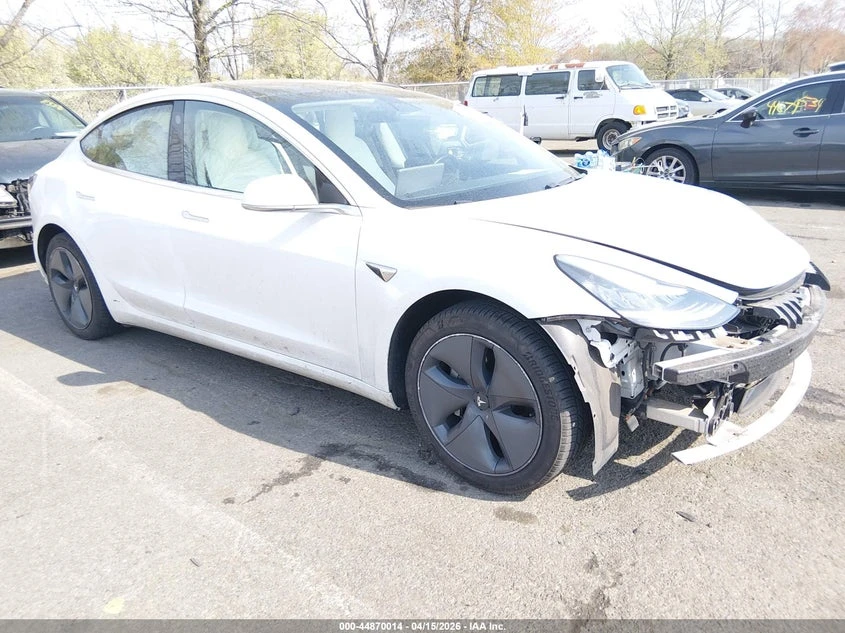 Tesla Model 3 Long Range/Performance