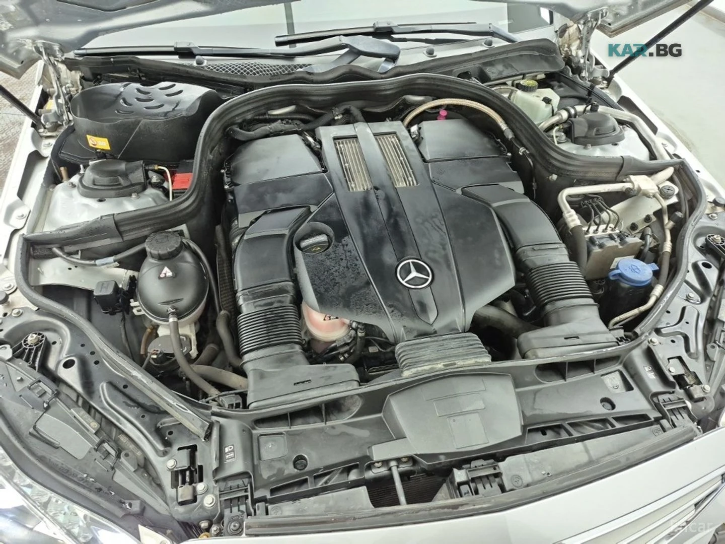 Mercedes-Benz E 400 4MATIC* 360* ОБДУХ* DISTRONIC* ВЪЗДУХ, снимка 17 - Автомобили и джипове - 55379091