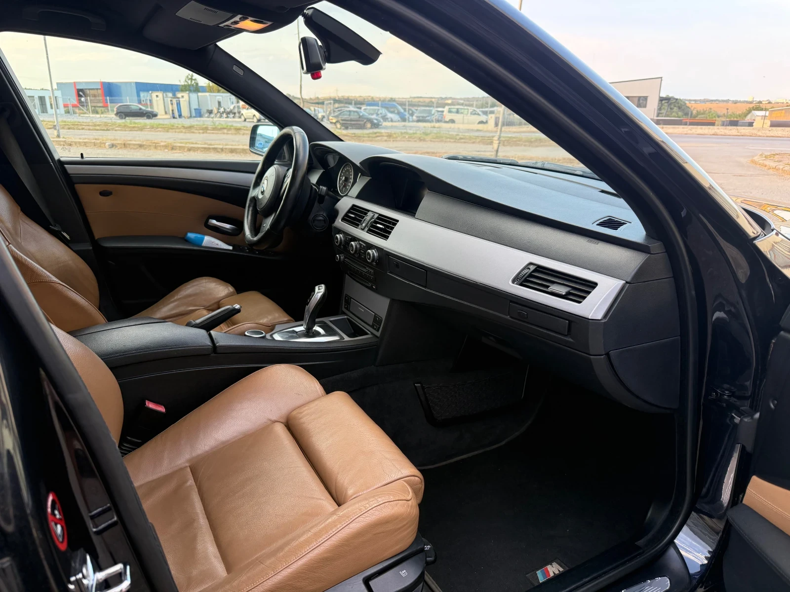 BMW 530 D Facelift M, снимка 12 - Автомобили и джипове - 55827663