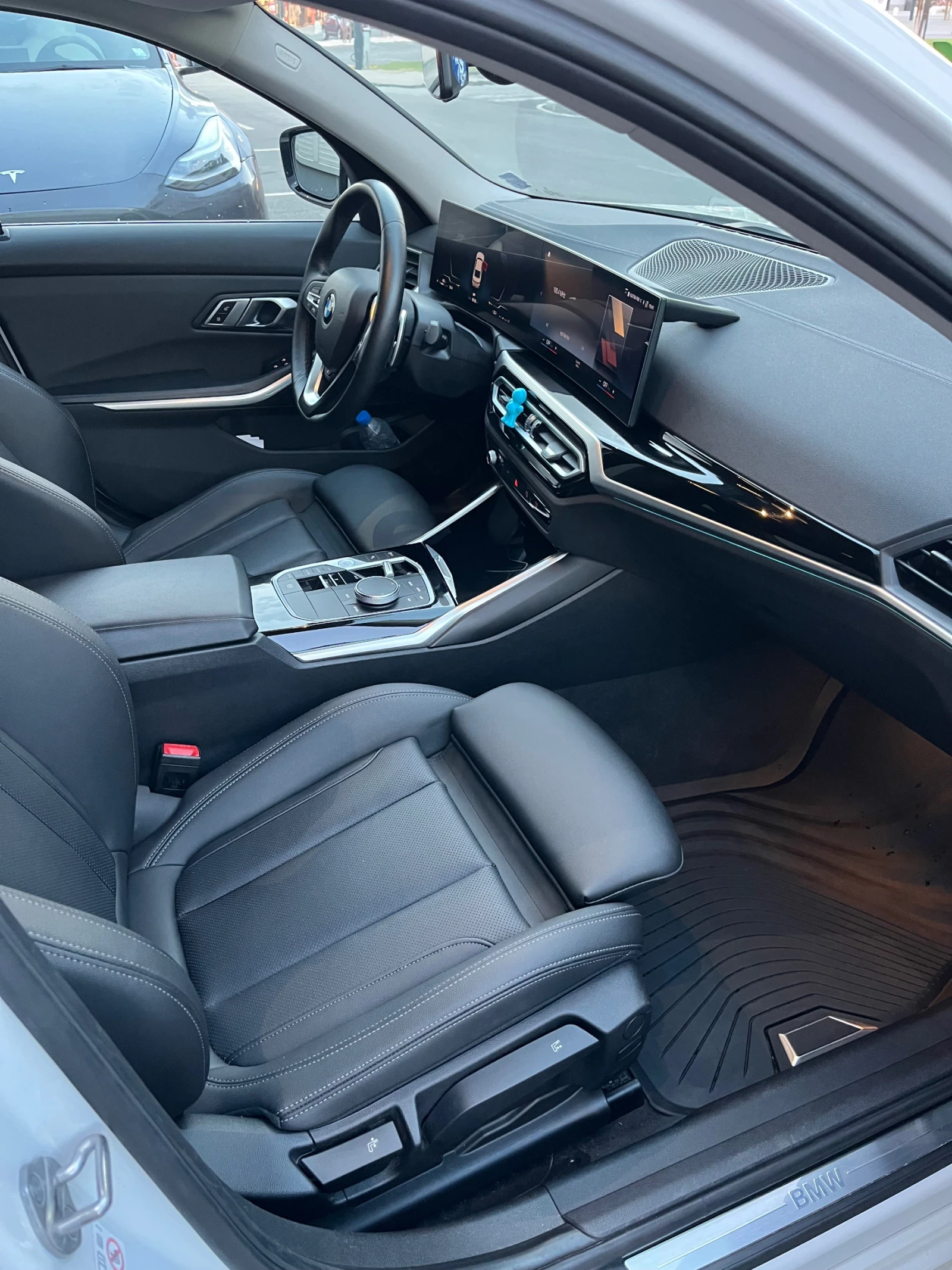 BMW 320 BMW 320D xDrive, снимка 8 - Автомобили и джипове - 55990536