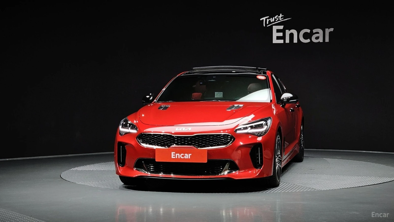 Kia Stinger 3.3 AWD GT | LEXICON| 360| HUD| VENTED S| , снимка 3 - Автомобили и джипове - 56215272