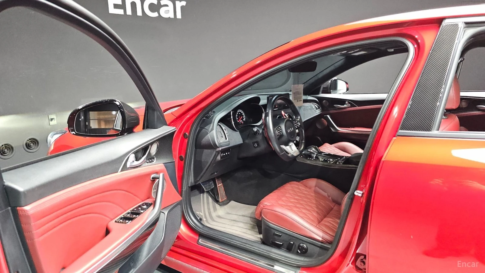 Kia Stinger 3.3 AWD GT | LEXICON| 360| HUD| VENTED S| , снимка 10 - Автомобили и джипове - 56215272
