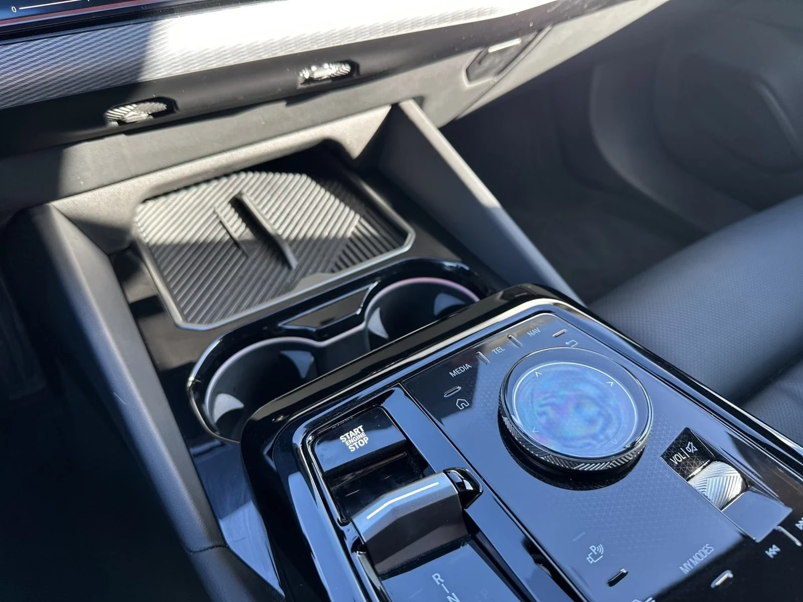 BMW 530E /M-SPORT/360/HUD/H&K/�����/ | Mobile.bg � ����������� 12