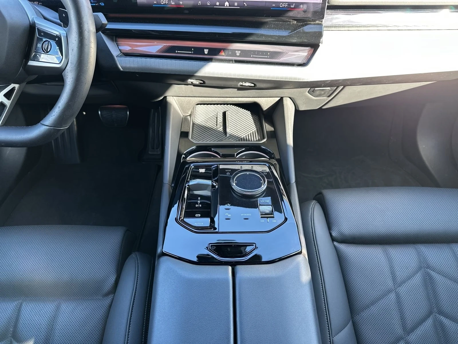 BMW 530E /M-SPORT/360/HUD/H&K/�����/ | Mobile.bg � ����������� 11