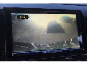 Toyota Tundra * Limited CrewMax 4WD 5.7L Safety Included Leather, снимка 11