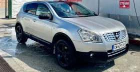 Nissan Qashqai 2.0dci!4x4!Панорама!Мултимедия!, снимка 2