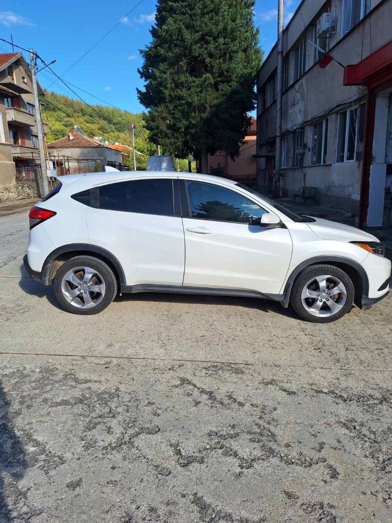 Honda Hr-v 1.8 AWD, снимка 7 - Автомобили и джипове - 51960974
