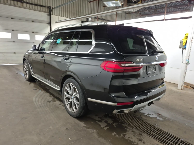 BMW X7 40i * * CARFAX * * АВТО КРЕДИТ * * , снимка 4 - Автомобили и джипове - 52408064