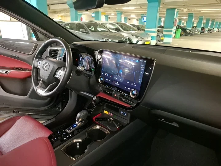 Lexus NX 350h  Executive AWD Червена Кожа, снимка 5 - Автомобили и джипове - 55089546