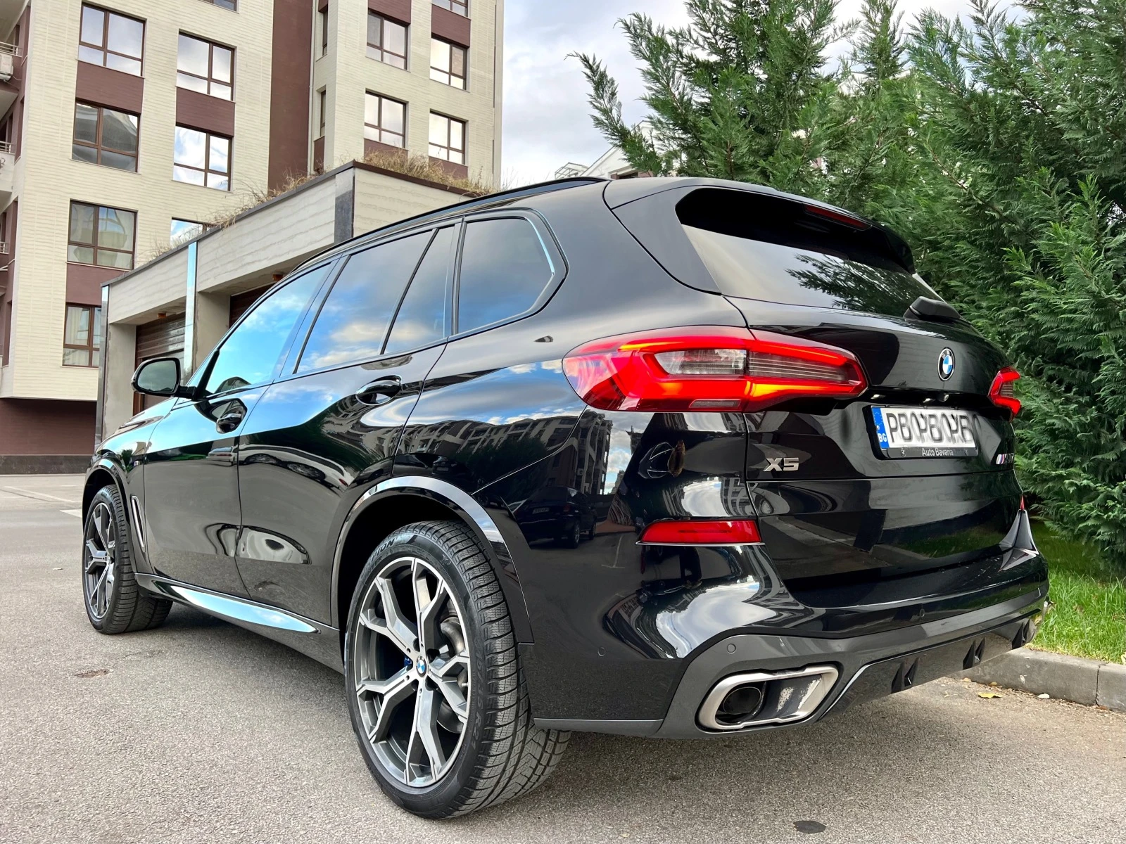 BMW X5 M50D LASER PANORAMA DISTRONIK 360VIEW FULL FULL - изображение 7