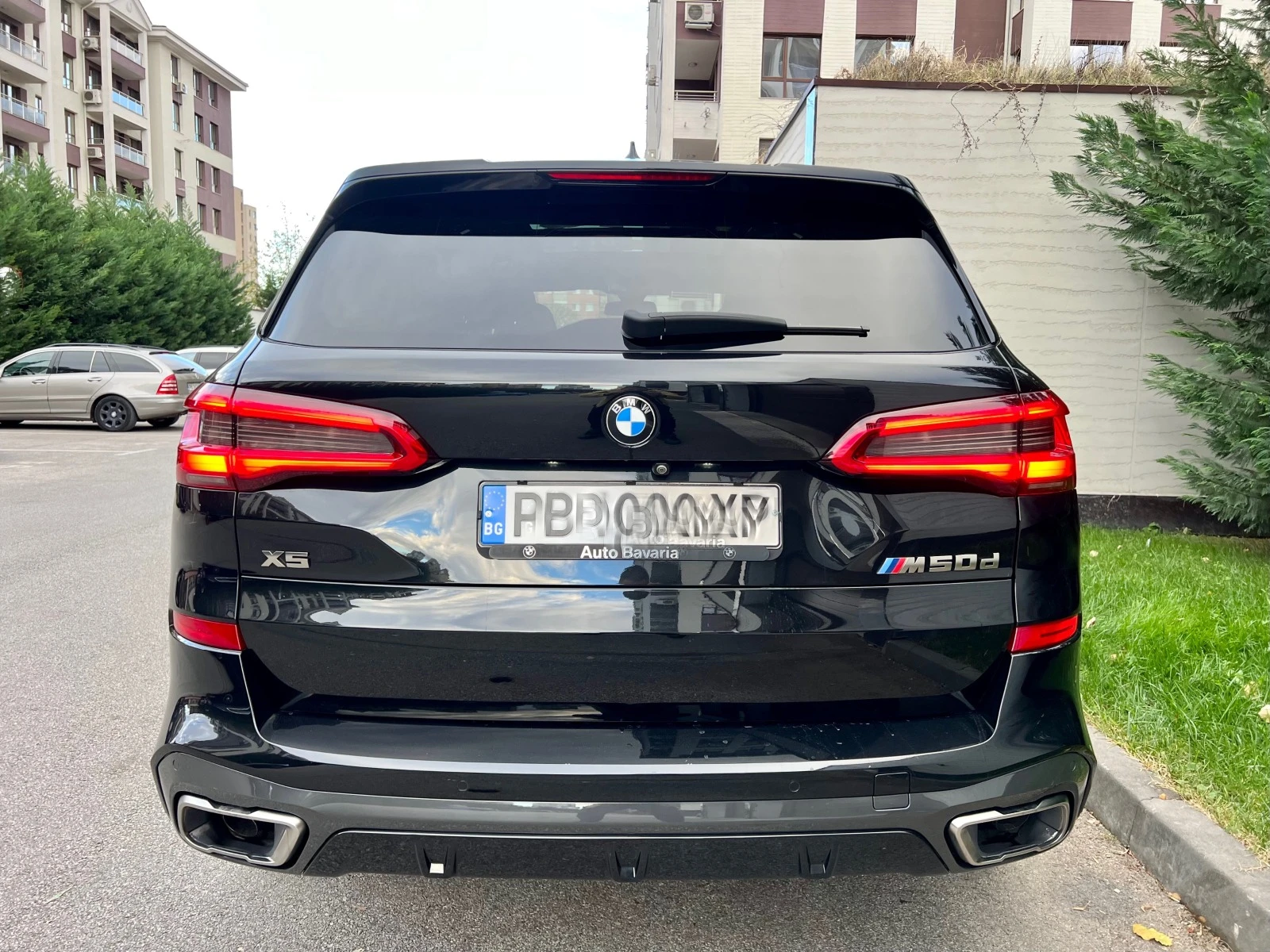 BMW X5 M50D LASER PANORAMA DISTRONIK 360VIEW FULL FULL - изображение 6